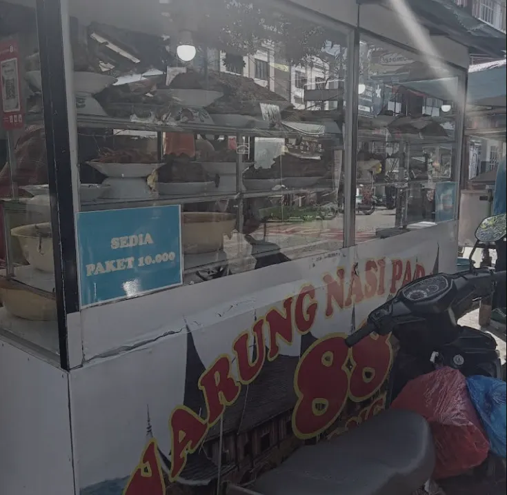 Foto Warung Nasi Padang 88 Uni Angel