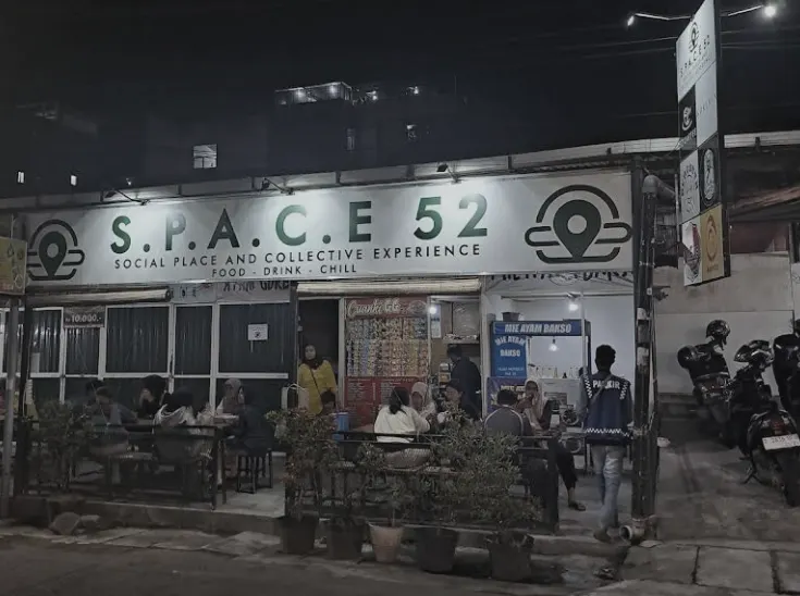 Foto SPACE 52 GERLONG