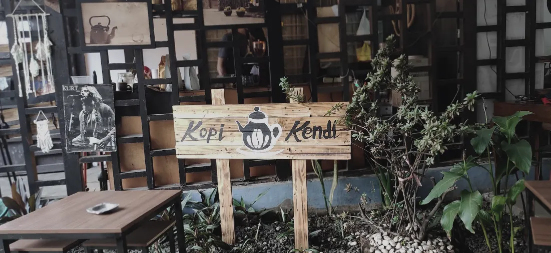 Foto Kopi Kendi 71