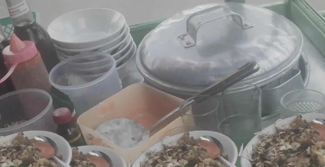 Foto Bubur Ayam Depan PUSKESMAS Ledeng